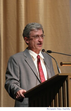 Vassilios Lambropoulos delivers lecture on the role of the Acropolis in Greek Literature